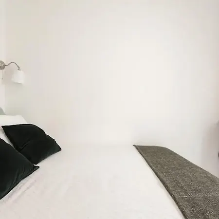 The Garden - Charming 1 Bedroom In Graca * Лиссабон